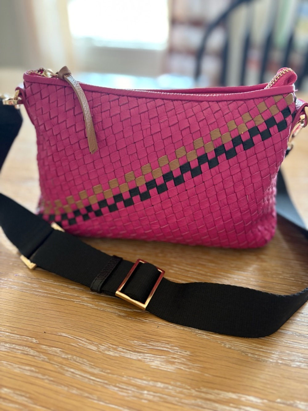 Women’s Hot Pink Woven Crossbody Bag with Detachable Strap